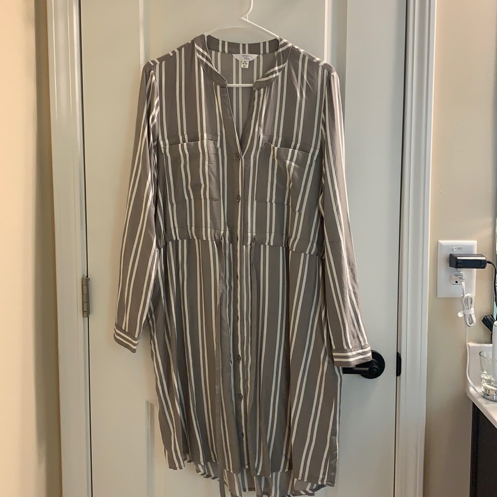 Gray dress